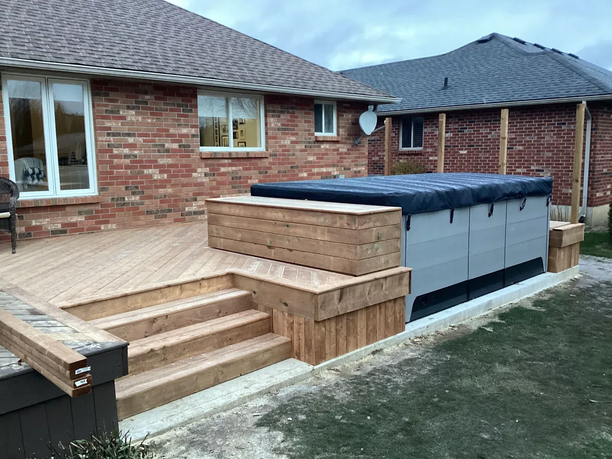Cedar deck with built-in hot tub surround